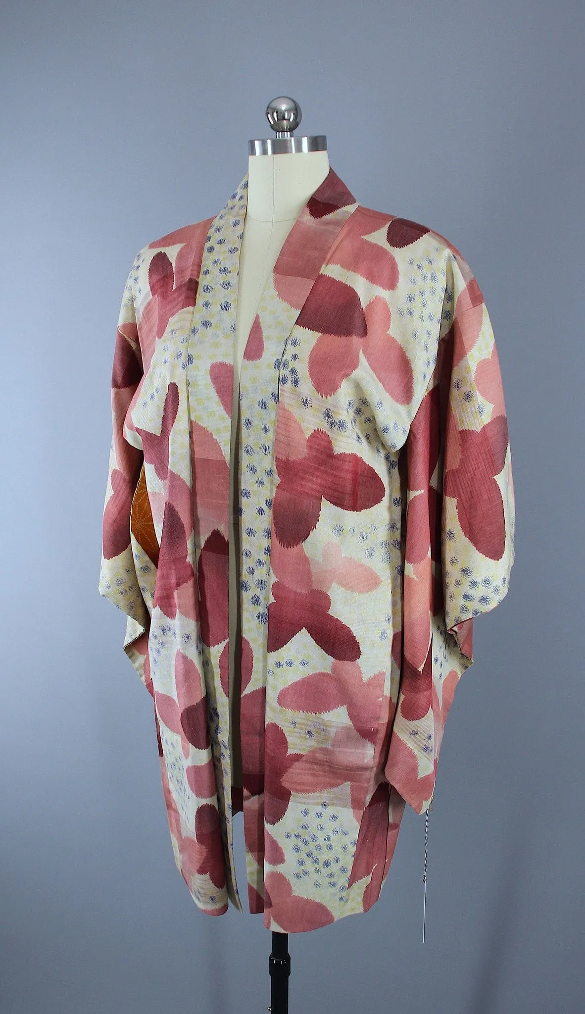 1930s Vintage Silk Haori Kimono Jacket Cardigan with Pink Butterflies