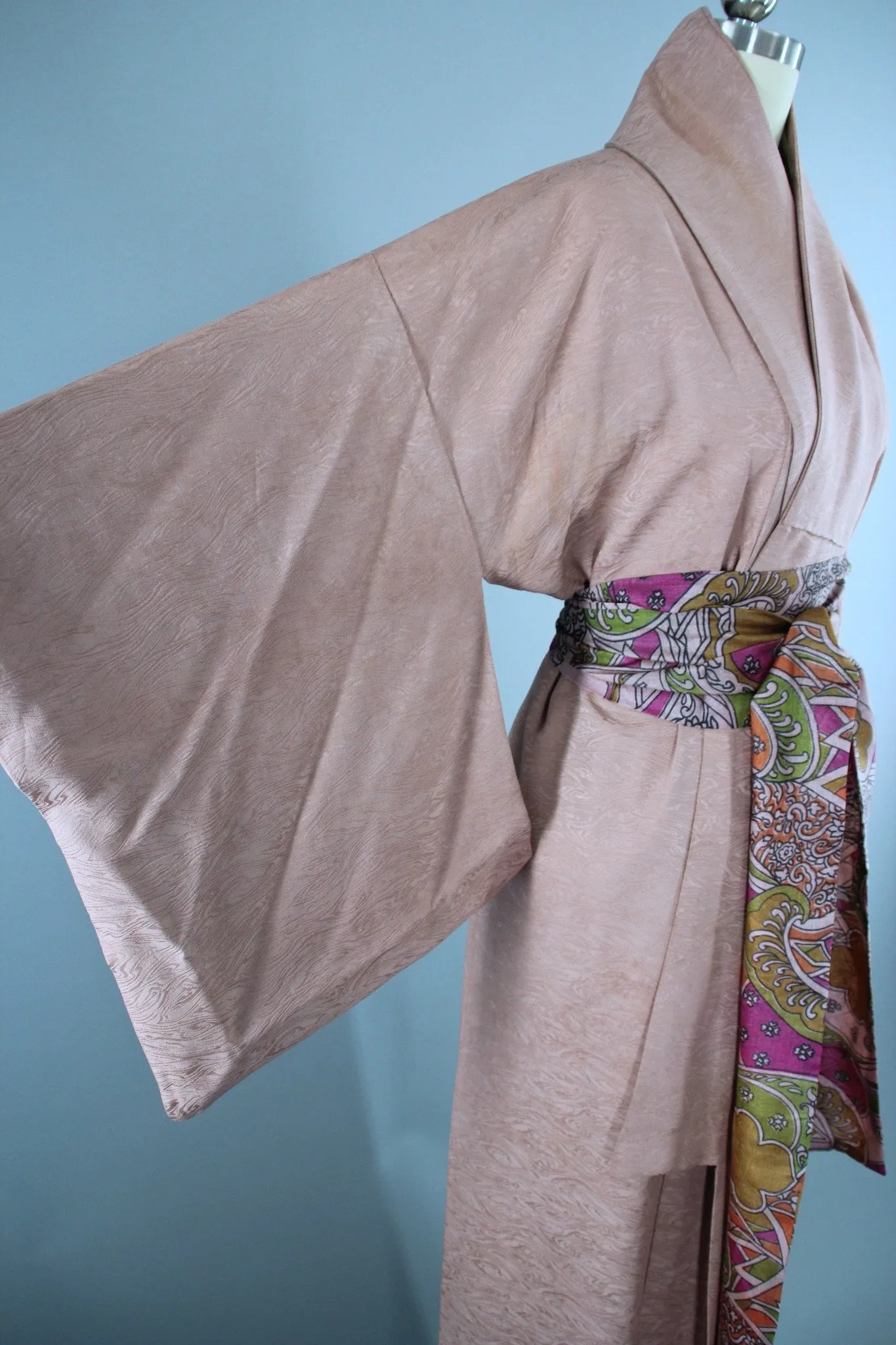 1950s Vintage Silk Kimono Robe / Taupe Beige Moire