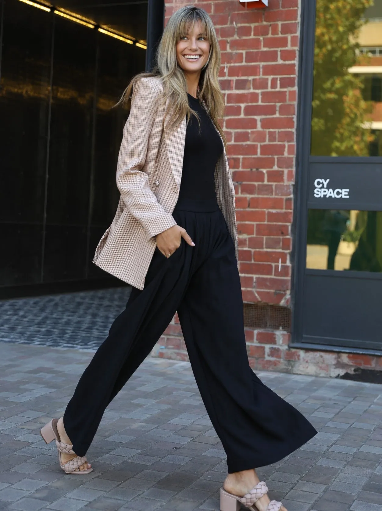 Boyfriend Blazer - Beige Check