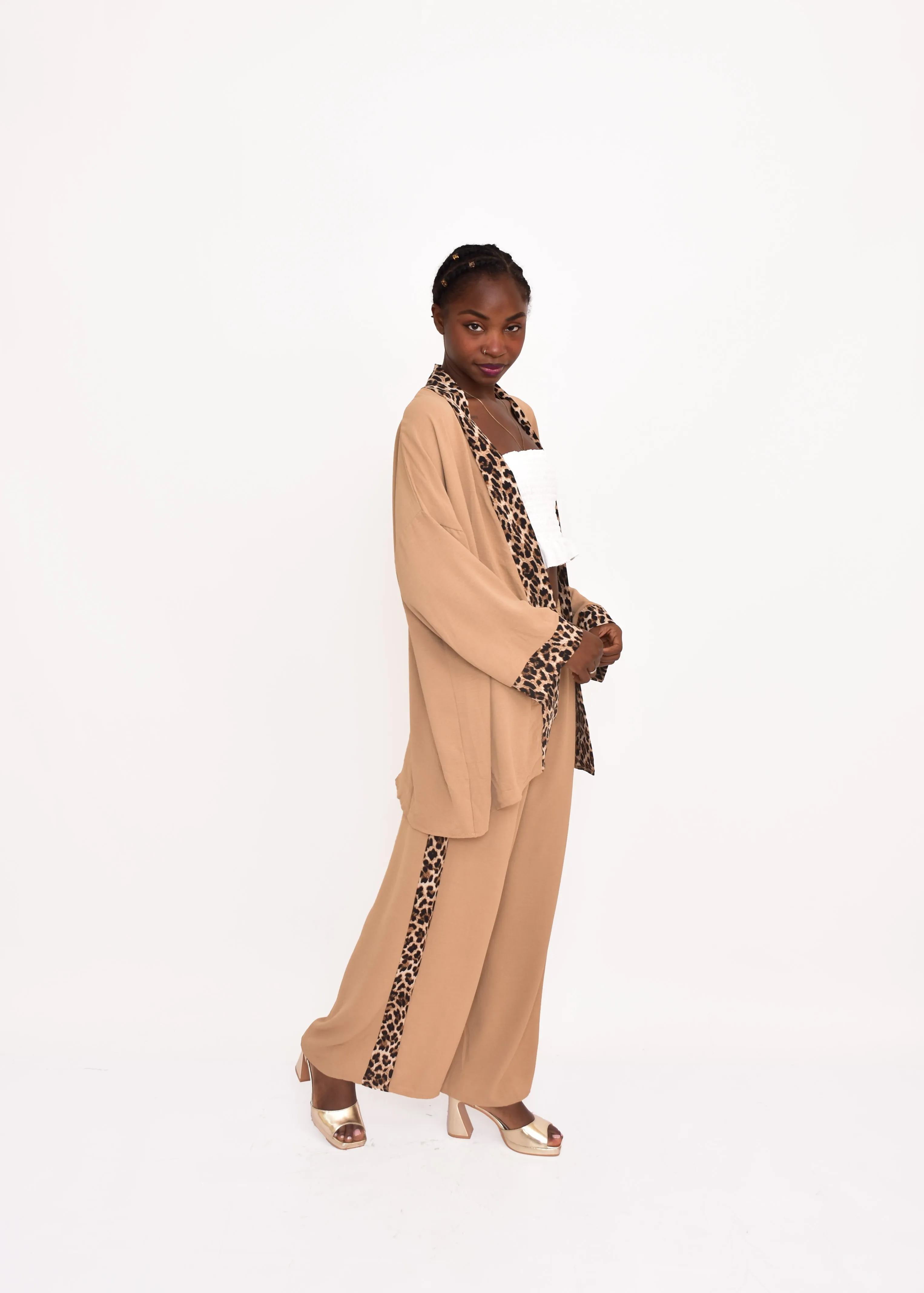 CONJUNTO ANIMAL PRINT-BEIGE