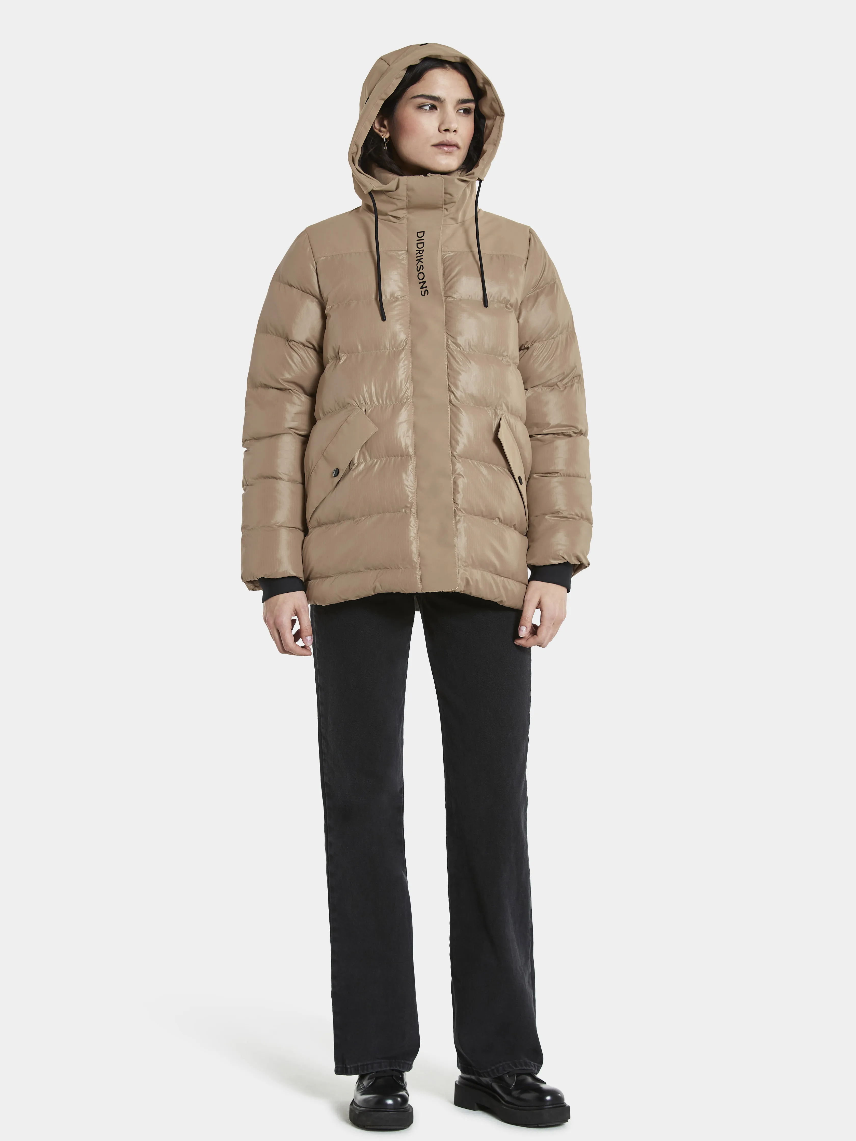 Didriksons Filippa Women&#x27;s Jacket Beige | Buy Didriksons Filippa Women&#x27;s Jacket Beige here | Outnorth