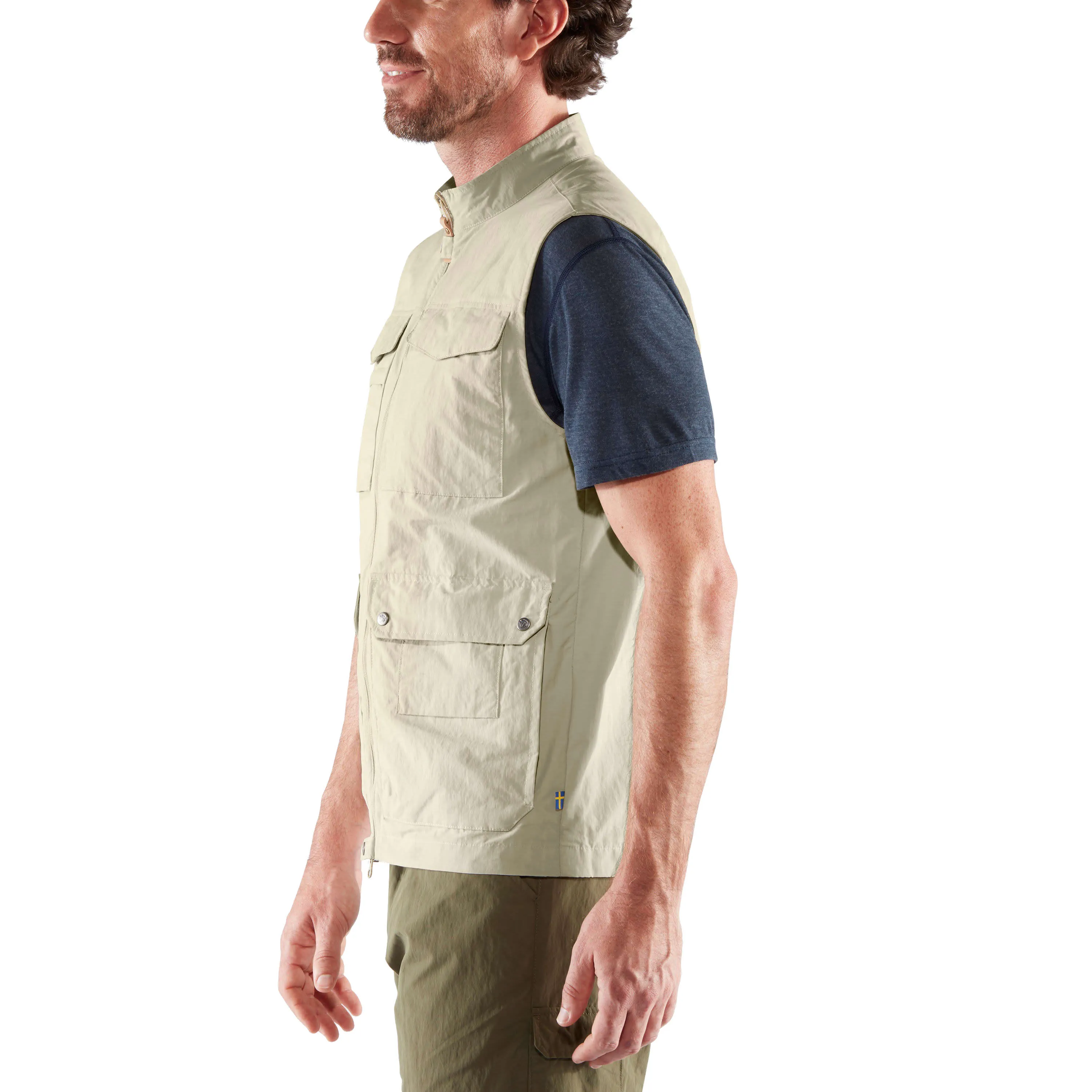 Fjällräven Men&#x27;s Travellers Mt Vest Light Beige | Buy Fjällräven Men&#x27;s Travellers Mt Vest Light Beige here | Outnorth