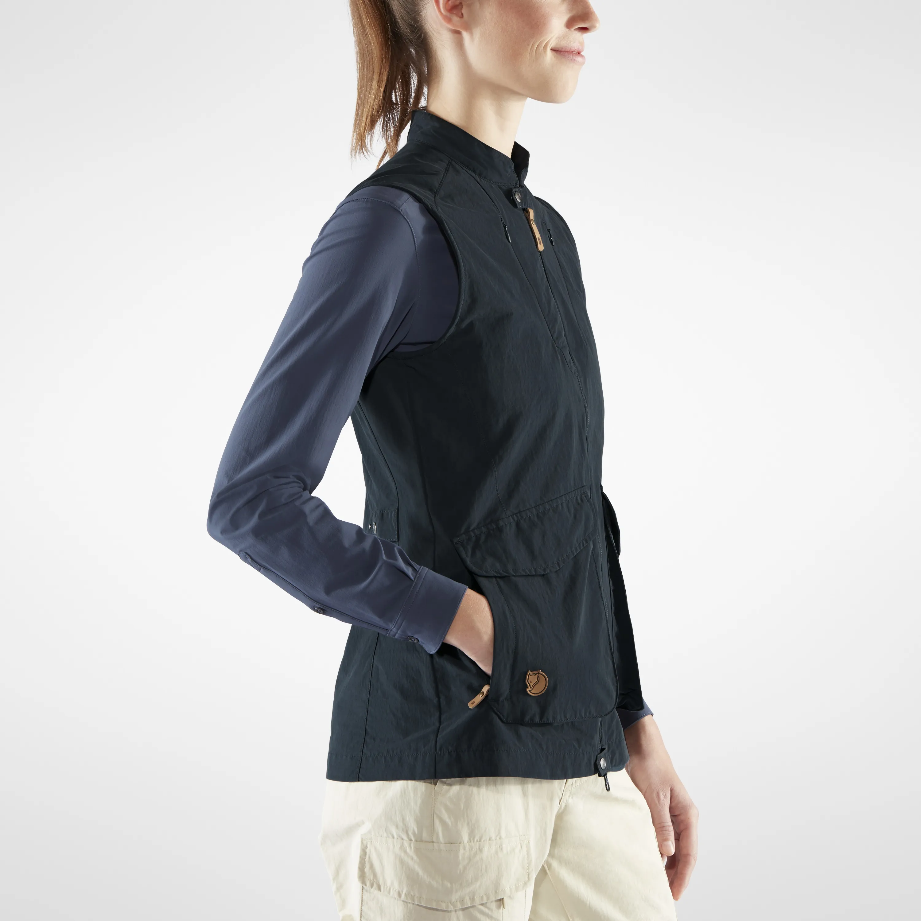 Fjällräven Women&#x27;s Travellers MT Vest Light Beige | Buy Fjällräven Women&#x27;s Travellers MT Vest Light Beige here | Outnorth