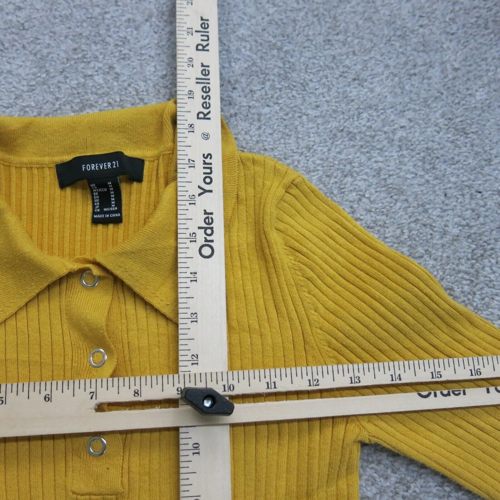 Forever 21 Womens Polo Sweater Knitted Long Sleeve Snap Closure Yellow SZ Medium