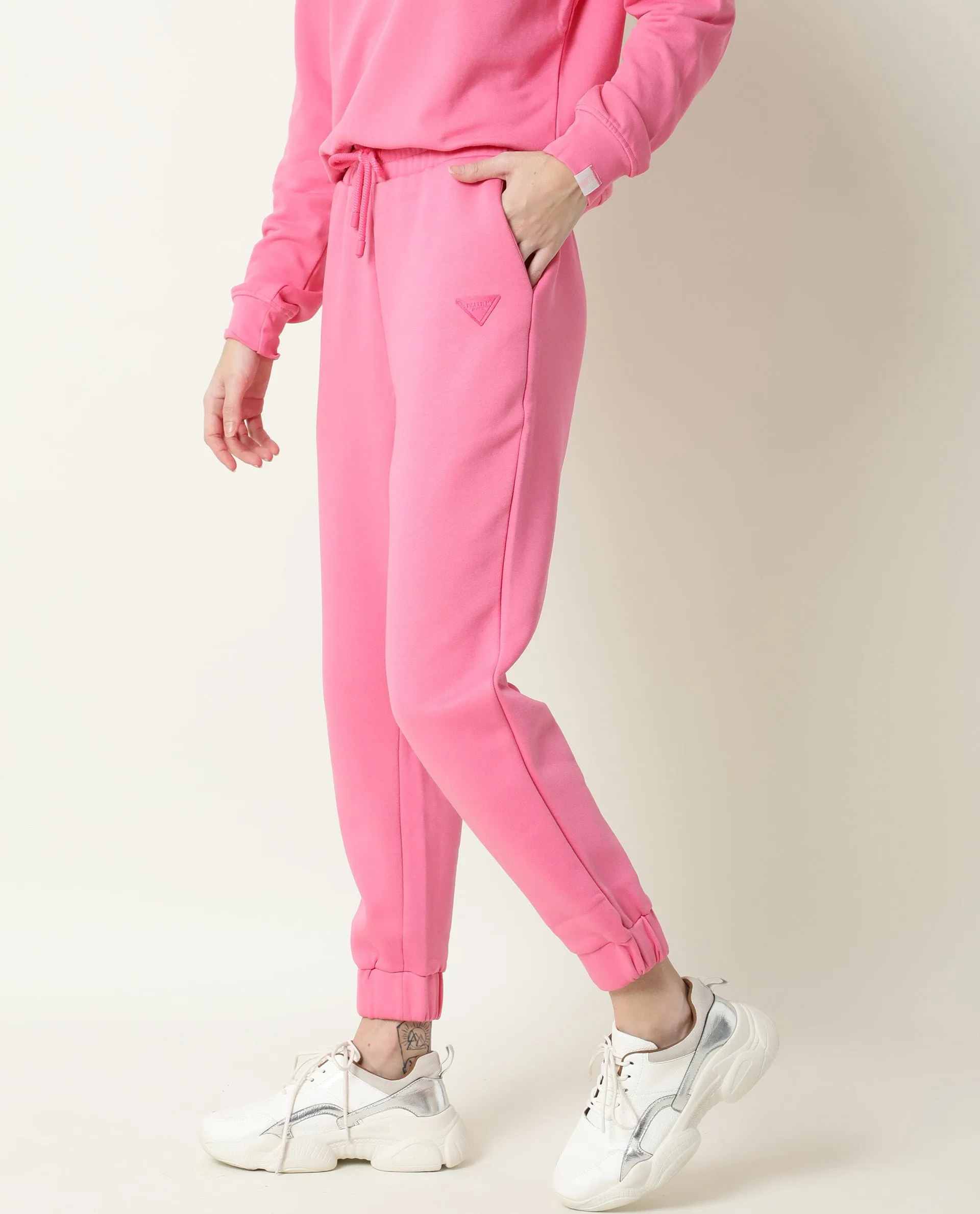 Rareism Women Neo-1 Pink Poly Cotton Fabric Tailored Fit Solid Mid Rise Ankle Length Track Pant