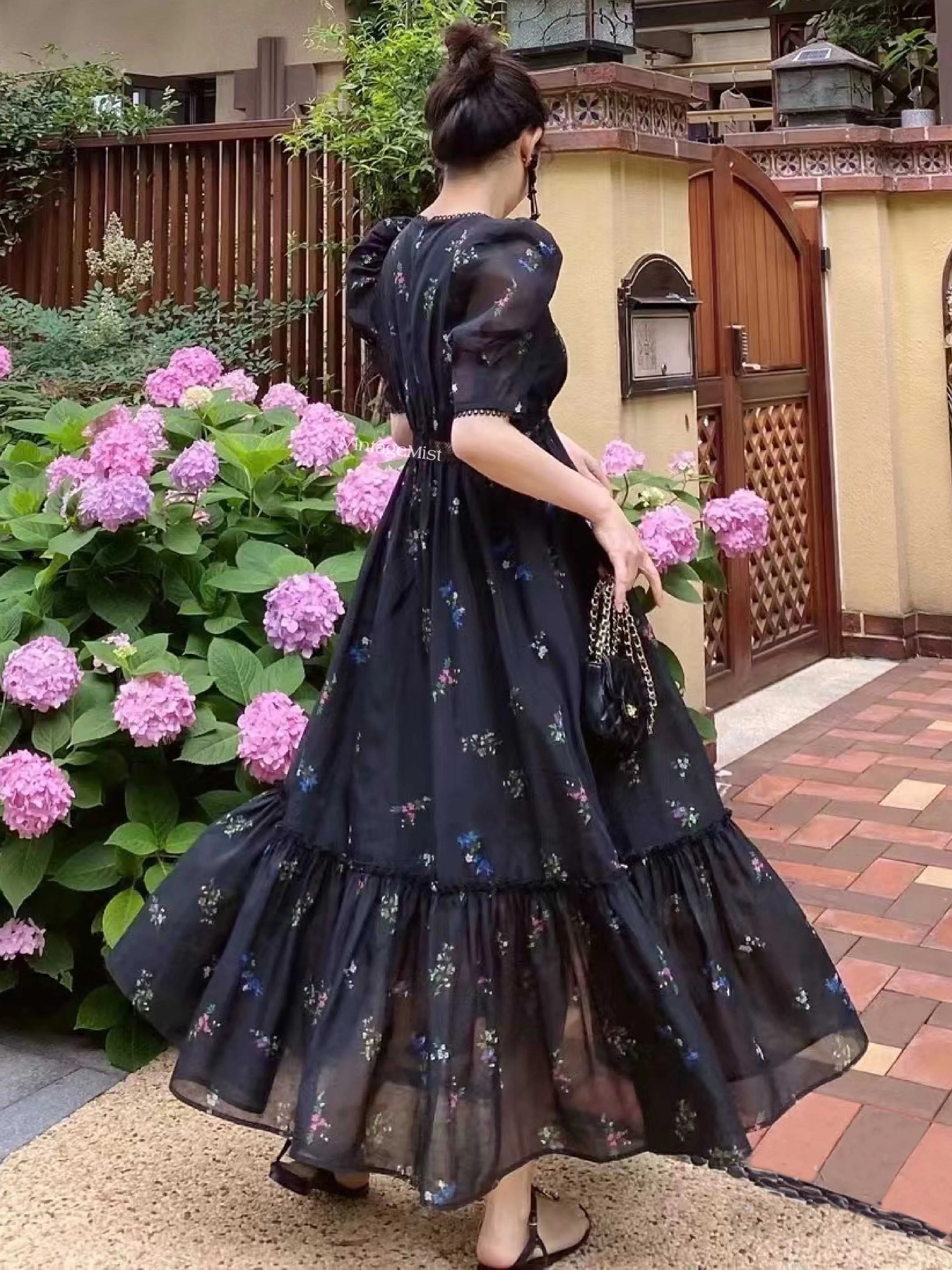 V-neck Floral Retro Dress